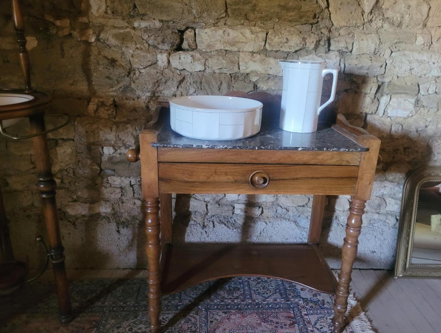 Nuit Insolite, Chambre Au Dessus D'Une Etable La Chapelle-Themer Extérieur photo